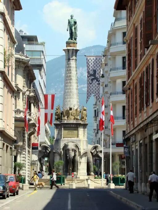 Apartment Spacieux / T2 Refais A Neuf / Proche Centre Chambery