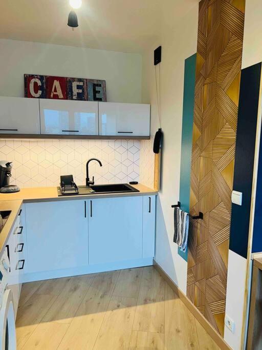 Apartment Spacieux / T2 Refais A Neuf / Proche Centre Chambery