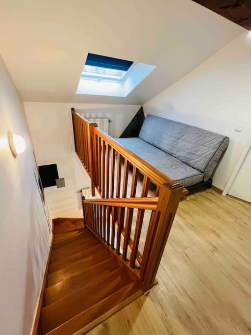 Apartment Spacieux / T2 Refais A Neuf / Proche Centre Chambery